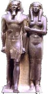 5.	Micerinos con su esposa la reina Khamerernebti II