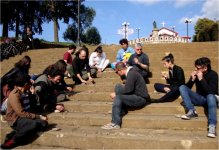 "Caz Caz", una acci&oacute;n colectiva como parte del Encuentro Independiente de Performance (E.P.I.) Internacional, Mulchen, Chile. Foto de V&iacute;ctor Afanor, 2013