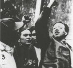 Frida y Diego en una manifestaci&oacute;n, 1936