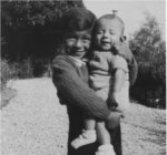 Piero Manzoni con su hermano Giacomo