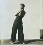 Pilgrims after holy bath Varanasi, 2005