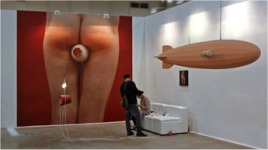 Sarah Lucas en Lisson Gallery, MACO 2012