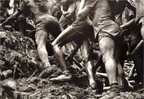 Piernas, Serra Pelada. Brasil, 1986 