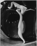 André Kertész . Distortion  n° 40, Paris, 1933
