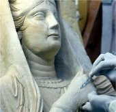 “La Bella de Palmira”, busto de 1.800 años de una mujer con joyas y suntuosos atuendos