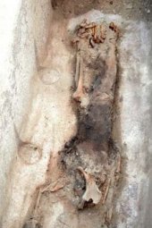 Restos de la que podr&iacute;a ser la momia de Sesheshet, de 4.300 a&ntilde;os