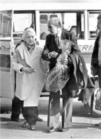 Zambrano, a su regreso a Espa&ntilde;a desde Cuba en 1984