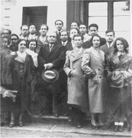 Mar&iacute;a Zambrano con Ortega y Gasset y otros compa&ntilde;eros