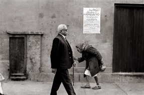 Two old men Old Delhi, 1970 B/N - MAGNUM PHOTOS